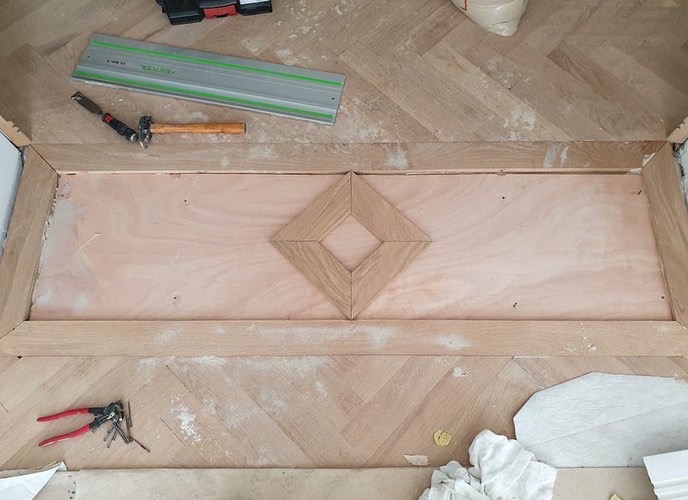 La création d'un tapis en parquet en bois